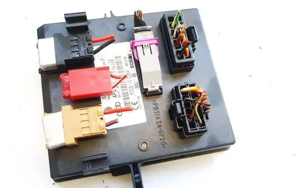 Audi A6 S6 C6 4F Comfort/convenience module 4f0907279 f005v00384