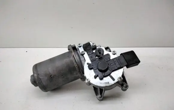 BMW 3 E90 E91 Wiper motor 6978263
