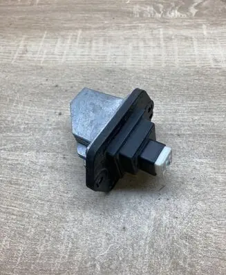 Mazda 6 Heater blower motor/fan resistor PM010010B HB180GJ6A