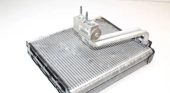 Mercedes-Benz B W246 W242 Heater blower radiator 2468300084