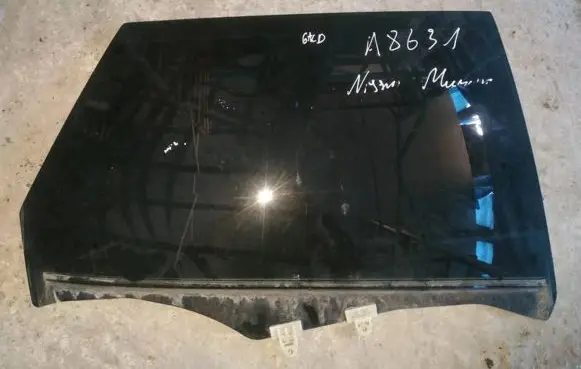 Nissan Murano Z50 Rear door window glass