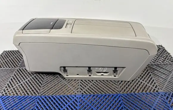 Lexus RX 330 - 350 - 400H Armrest 