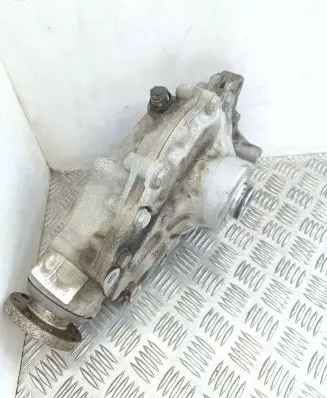 BMW 5 F10 F11 Front differential 7558154 7558090