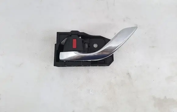 Mazda CX-3 Front door interior handle T8315KD53