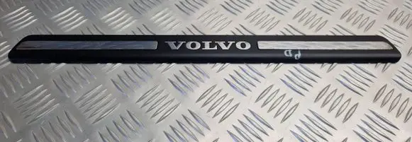 Volvo V70 Front sill trim cover 8659960