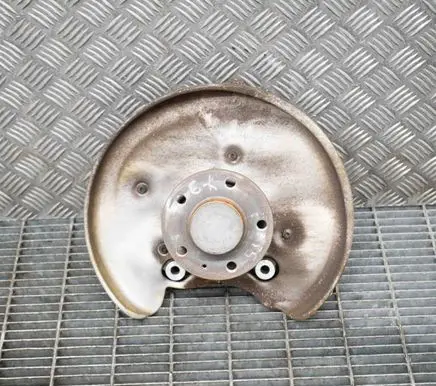 Audi A4 S4 B9 8W Rear wheel hub