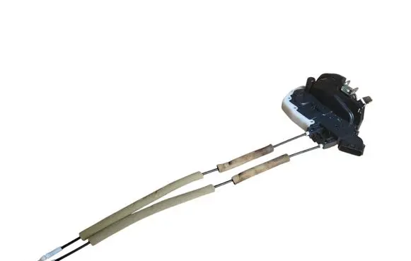Nissan Leaf I (ZE0) Rear door lock Y2614520 M6806