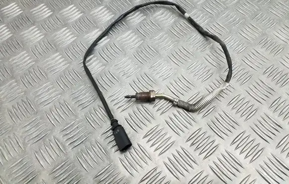 Seat Altea XL Exhaust gas temperature sensor 03L906088EC 833
