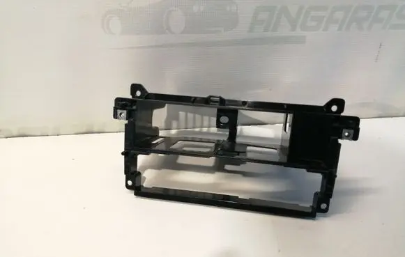 BMW 3 E46 Radio/GPS head unit trim ZB8237560 51458196112