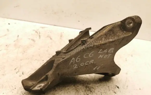Audi A6 S6 C6 4F Engine mounting bracket 4F0199308P
