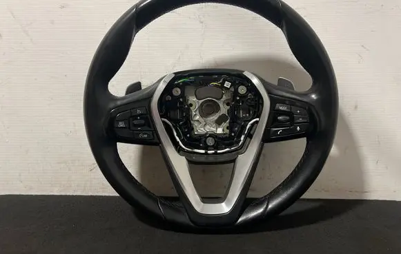 BMW 5 G30 G31 G38 Steering wheel 