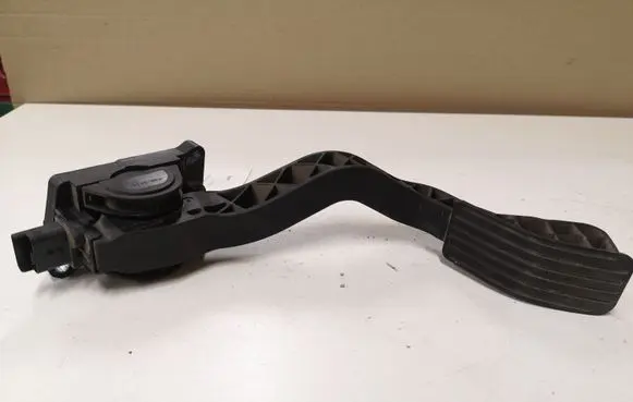 Peugeot 307 Accelerator throttle pedal 0280752235 9645851580