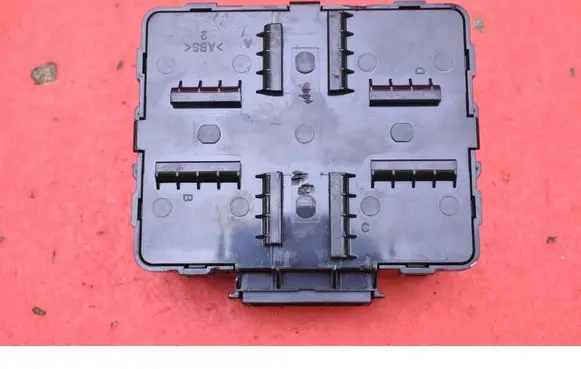 KIA Sportage Comfort/convenience module 95300P1000