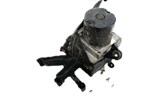 BMW 5 E60 E61 ABS Pump 6774679 6783360