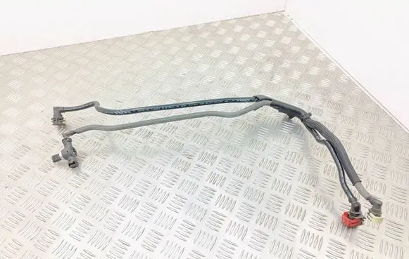 Volvo S60 Fuel line/pipe/hose 