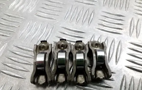Seat Ibiza IV (6J,6P) Valve rocker arm 1VW036H