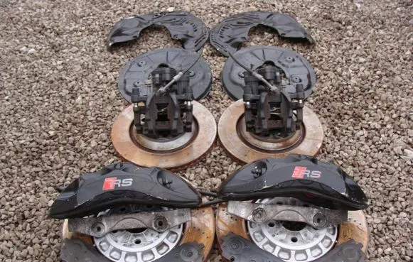 Audi Q3 F3 Brake discs and calipers set 