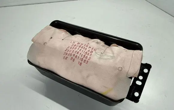 Dodge Charger Passenger airbag P68282914AB 68282914AB 68282914AD