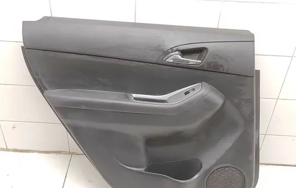 Chevrolet Orlando Rear door card panel trim 95981912 95981956