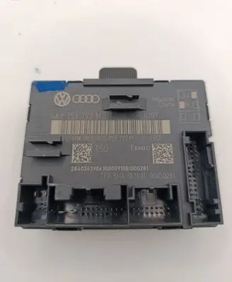 Audi A4 S4 B8 8K Door control unit/module 8K0959792M