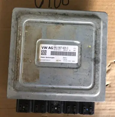 Volkswagen Golf VIII Engine control unit/module 06U907425C