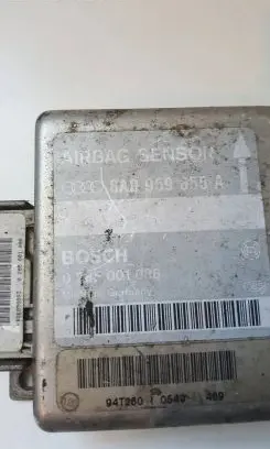 Audi A4 S4 B5 8D Airbag control unit/module 8A0959655A 94T2600549 0285001086