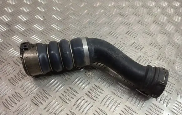 BMW X3 F25 Air intake hose/pipe 7601875