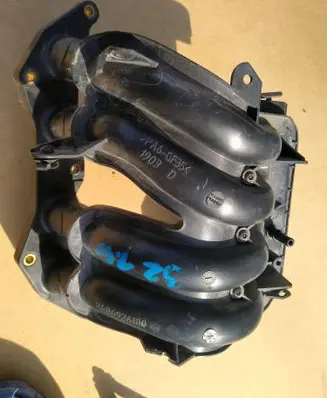 Peugeot 207 CC Intake manifold 9686926180