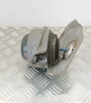 Mercedes-Benz SL R129 Engine mount bracket 1402402017