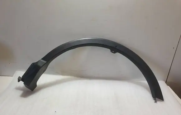Toyota RAV 4 (XA40) Rear arch trim 7560642130