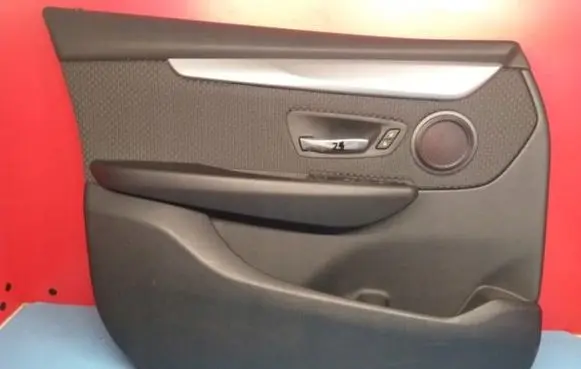 BMW 2 F46 Front door card panel trim