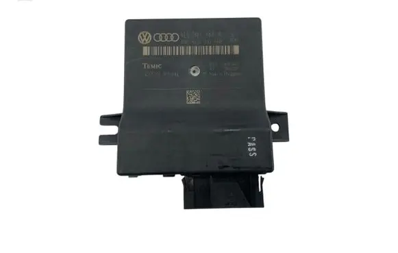 Audi A6 S6 C6 4F Gateway control module 4L0907468A 4L0910468