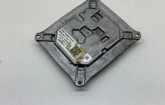 Audi A4 S4 B8 8K Headlight ballast module Xenon 8K0907472