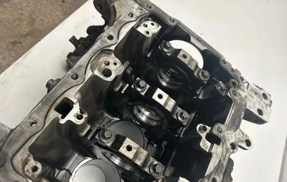BMW 1 F20 F21 Engine block 8581147 B37D15A 8579312
