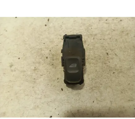 Volvo S70 V70 V70 XC Electric window control switch 9472275 01W502