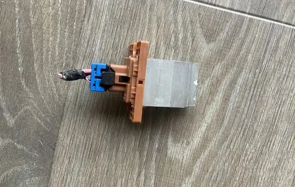 KIA Pro Cee'd III Heater blower motor/fan resistor