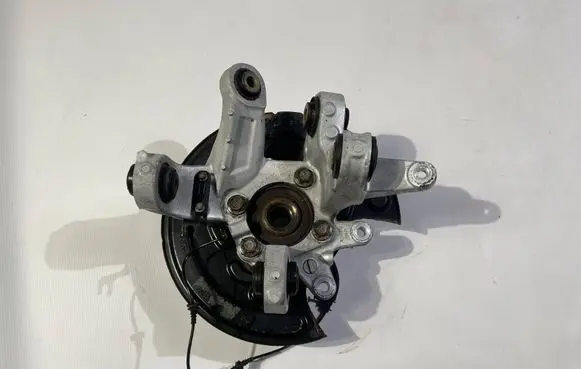 Ford Explorer VI Rear wheel hub spindle/knuckle DB53-5B759-A