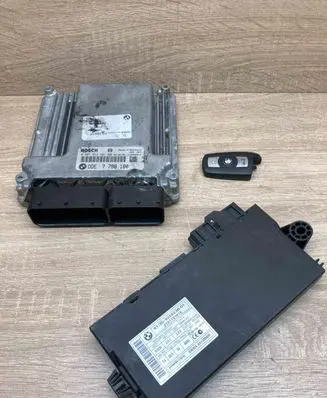BMW 3 E90 E91 Engine ECU kit and lock set 7798180 9226238