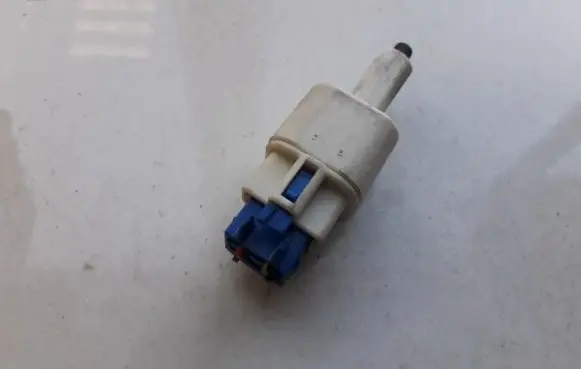 Brake pedal sensor switch