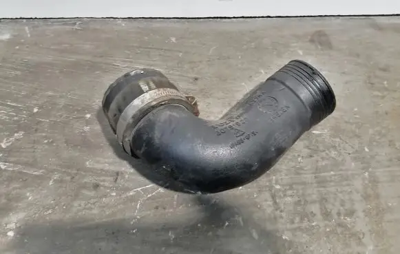 Volvo XC60 Intercooler hose/pipe 30751920