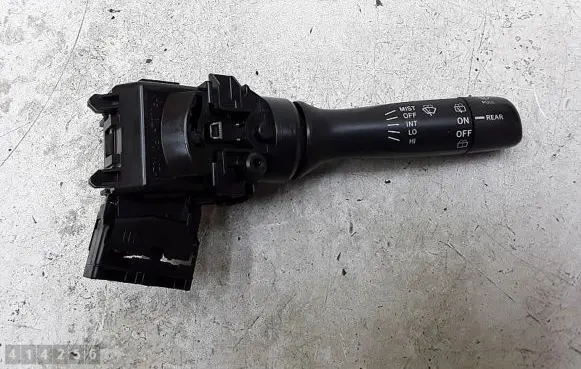 Toyota Yaris Wiper switch 17F144