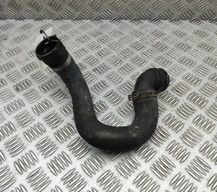 Mercedes-Benz Vito Viano W447 Engine coolant pipe/hose A4475013182
