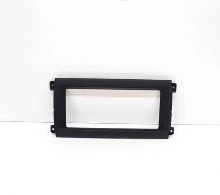 Land Rover Discovery 5 Radio/GPS head unit trim HY32047A04A HY32047A04AINS01