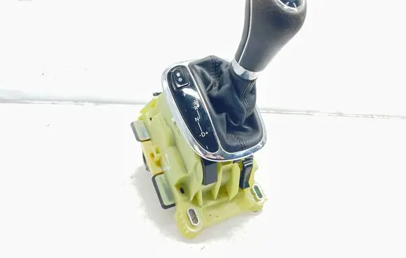 Mercedes-Benz CLK A209 C209 Gear shifter/selector A2032678524