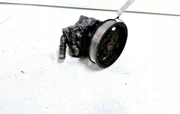 Audi A4 S4 B8 8K Power steering pump 8K0145154B