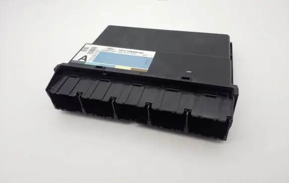 Ford Focus Comfort/convenience module 1S7T15K600AC 5WK48725D T83SA