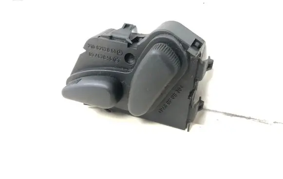 Mercedes-Benz E W211 Seat control switch 2108213851 03463815