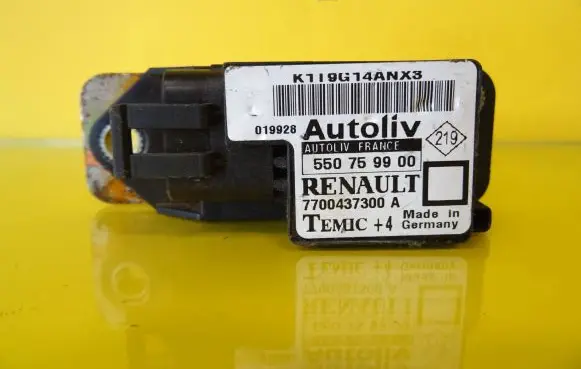 Renault Megane I Airbag deployment crash/impact sensor 7700437300A