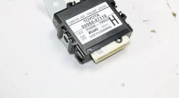 Toyota Prius (XW30) Light module LCM 8996047110