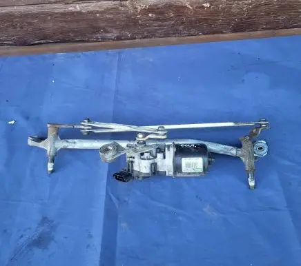 Renault Megane II Front wiper linkage and motor 5451521 04062004